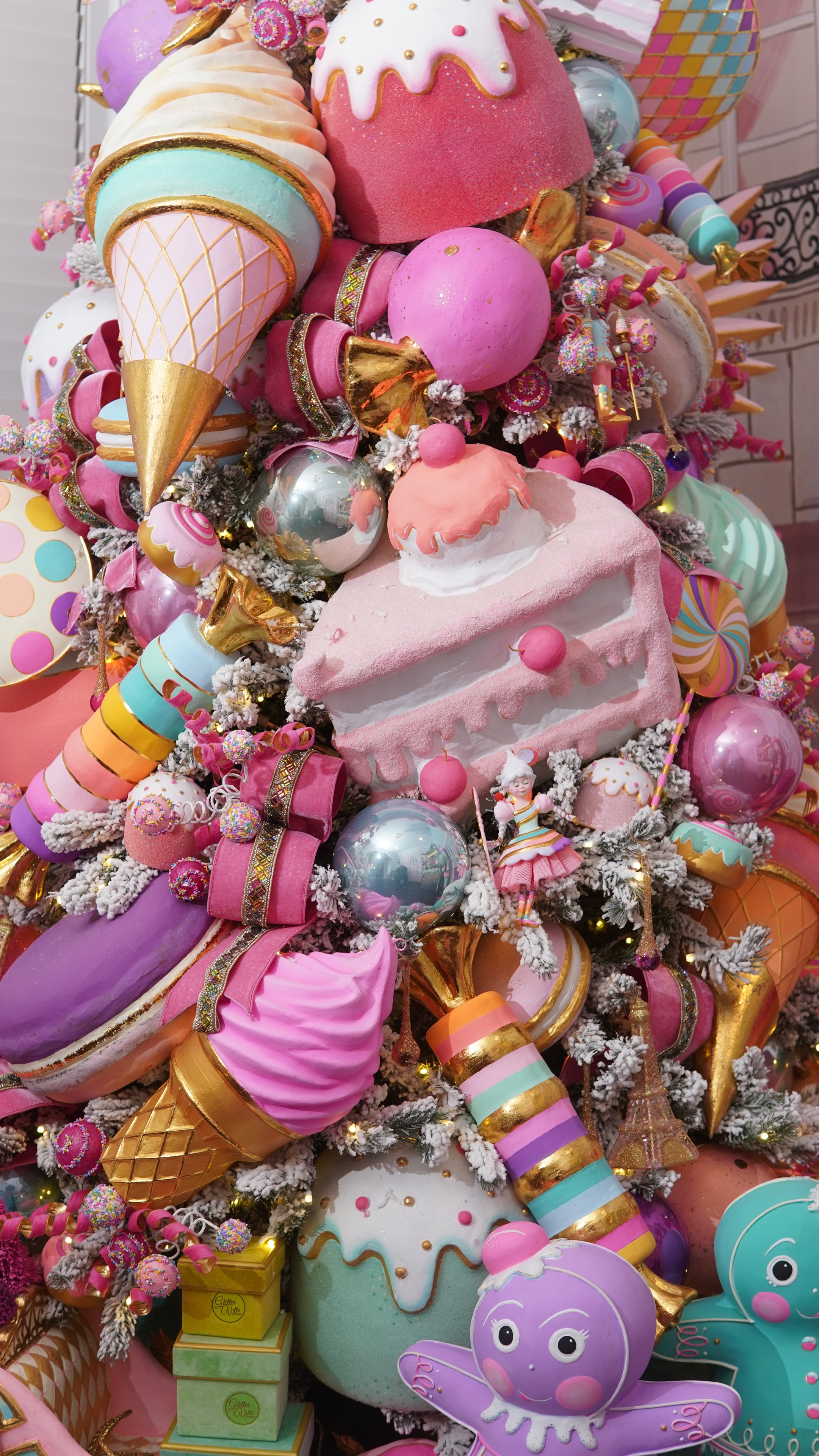 Sweet Trees — close-up of candy and ice cream ornament details